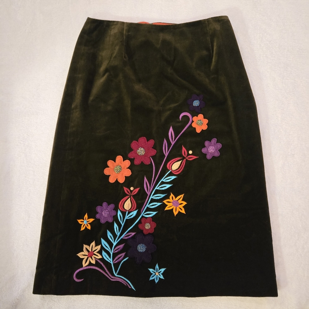 Vintage Neiman Marcus Brown Velvet Skirt Size 8 Applique Embroidery‎ Beautiful